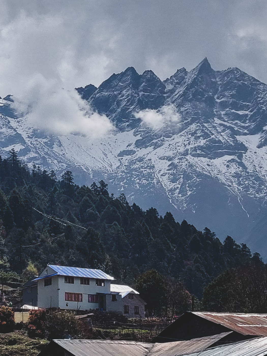 Manaslu Circuit Trek