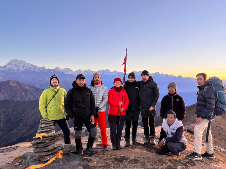 Sunrise at Pikey Peak