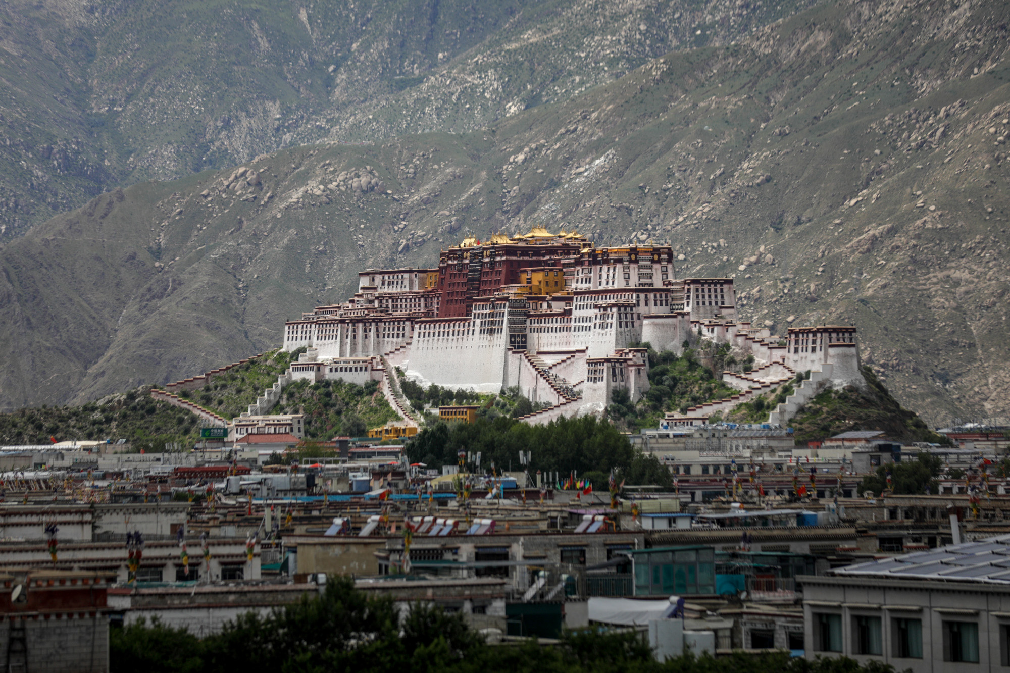 Lhasa Sightseeing Tour with Yamdrok Lake